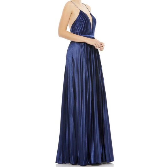 Mac Duggal Plunge Neck Cross Back Pleated Maxi Dress Formal Gown NWT 4939 - Picture 4 of 11